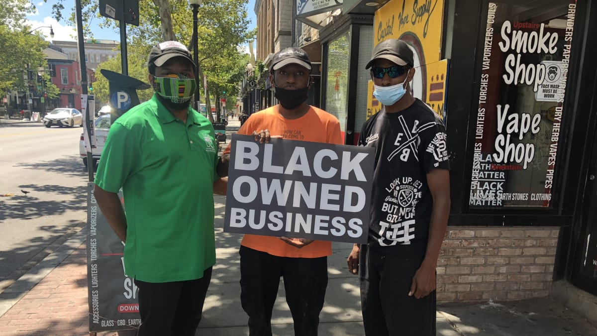 Google označuje podniky a obchody vlastněné Afroameričany štítkem Black-owned
