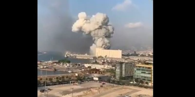 K výbuchu v bejrútském přístavu došlo 4. srpna