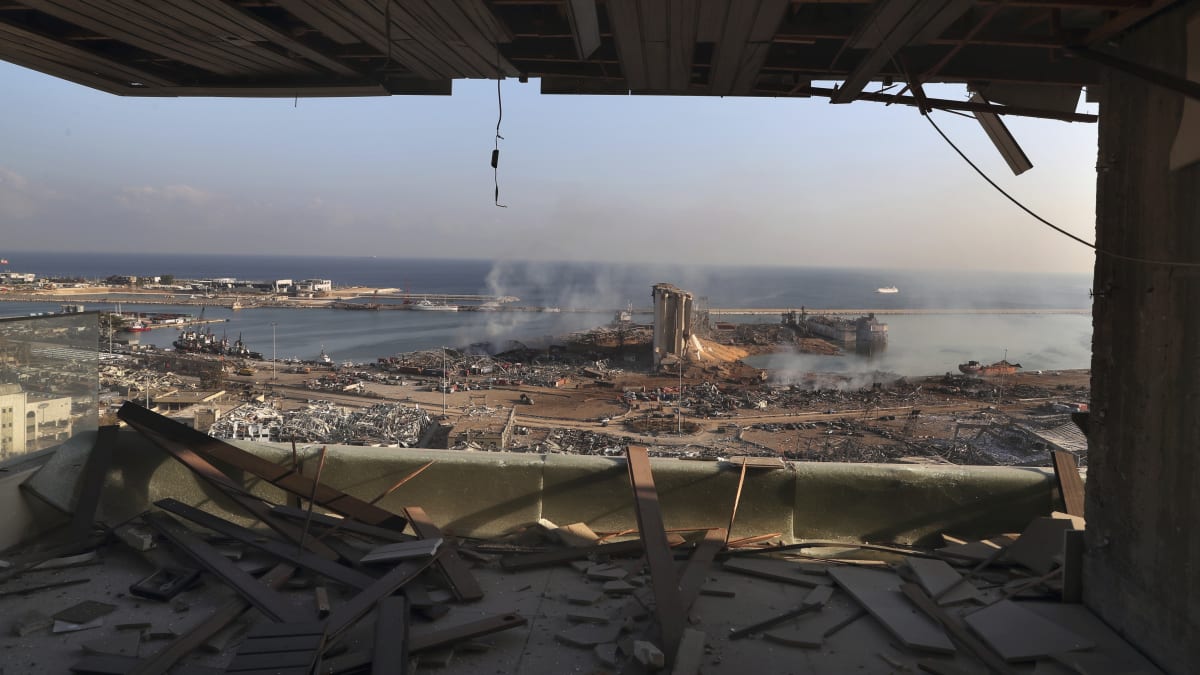 Apokalyptické záběry z Bejrútu: Jak výbuch proměnil město v trosky