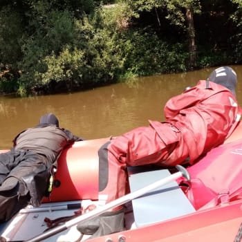 Potápěči v řece objevili těla dvou pohřešovaných chlapců.