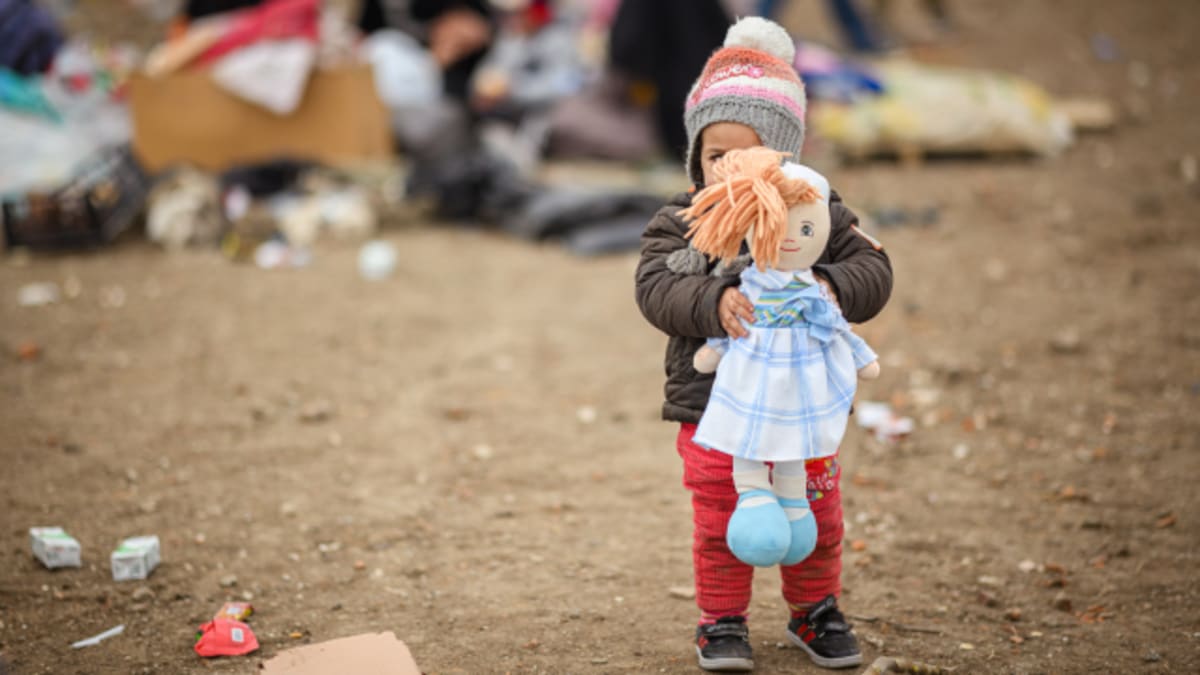 Syrská dívka v uprchlickém táboře v Turecku. (Ilustrační snímek)