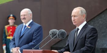 Putin pomůže Bělorusku se zajištěním bezpečnosti, řekl Lukašenko. Kreml to nekomentuje
