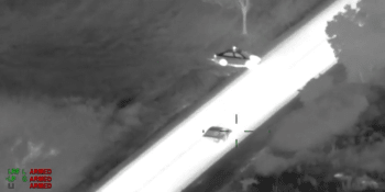 VIDEO: Zdrogovaný řidič na Příbramsku ujížděl policistům. Do akce musel i vrtulník