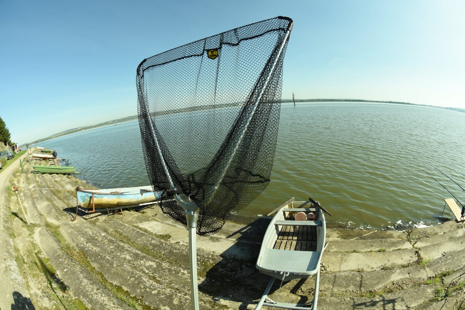 Rybáři na Novomlýnských nádržích stále doufají v kapitální úlovky