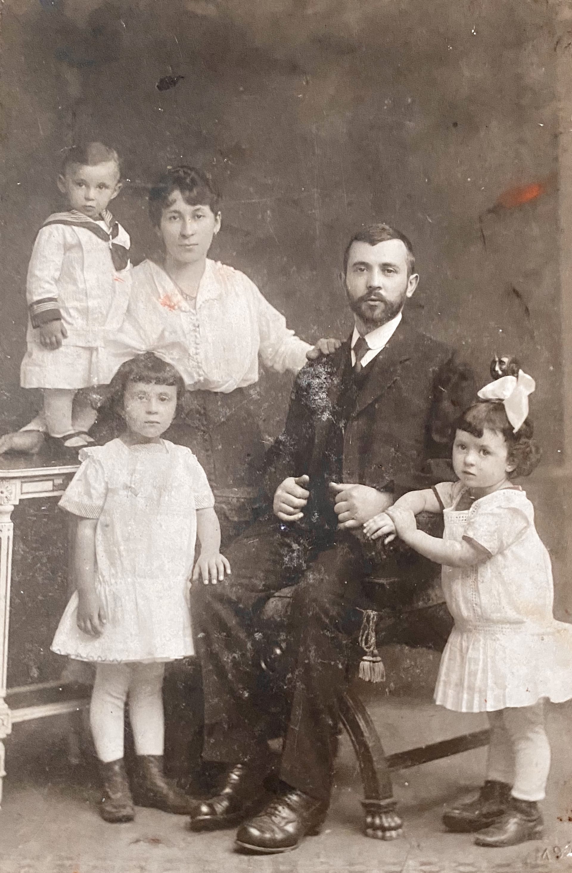 Rodina Estreicherových, Pavla na fotografii vpravo