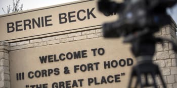 Tajemná úmrtí, zmizení, masakry. Z vojenské základny Fort Hood zmizel další voják
