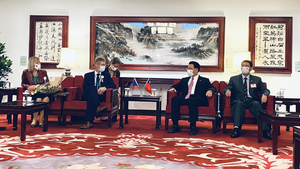 Předseda Senátu Miloš Vystrčil (ODS) je na Tchaj-wanu. Foto: Twitter/Senát PČR