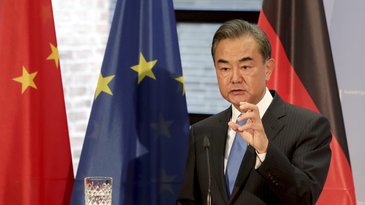 Čínský ministr zahraničí Wang I během úterní návštěvy Německa