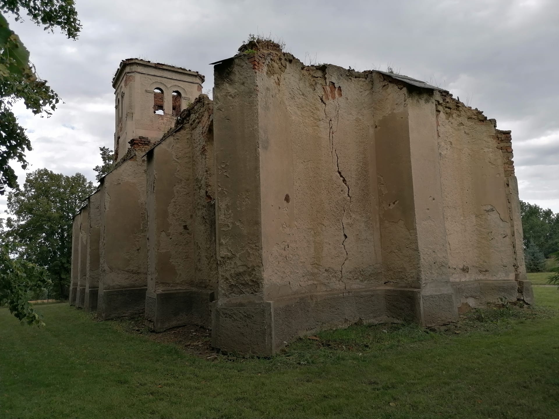Nowa Cerekwia, válkou zničený kostel sv. Václava
