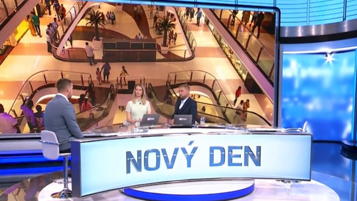 Host Tomáš Míček v pořadu Nový den mluvil o situaci obchodních center.