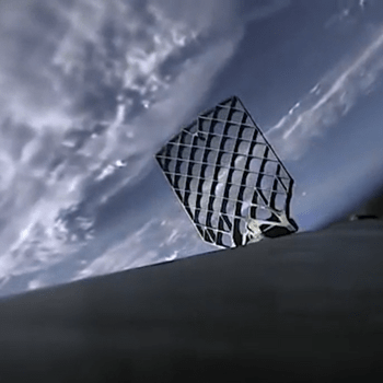 Záběry z letu rakety Falcon 9