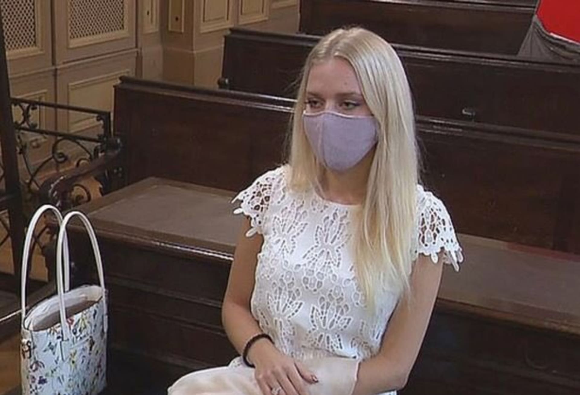 Julija Adlešičová, která dostala za amputovanou ruku dva roky vězení