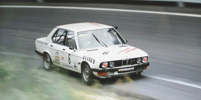 V roce 1982 za volantem BMW 528i v Brně.