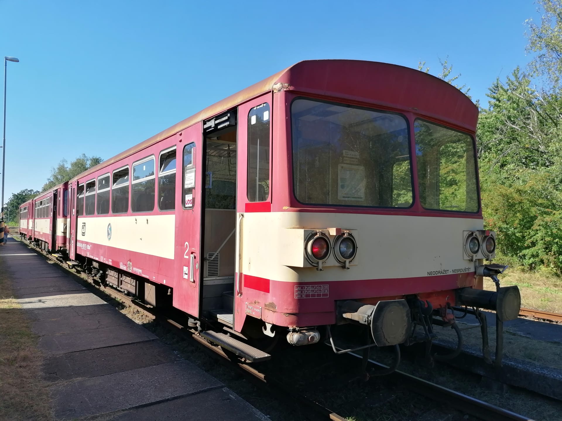 Hlučín, souprava řady 810 z přelomu sedmdesátých a osmdesátých let