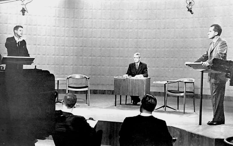 První televizní debata dvou prezidentských kandidátů.