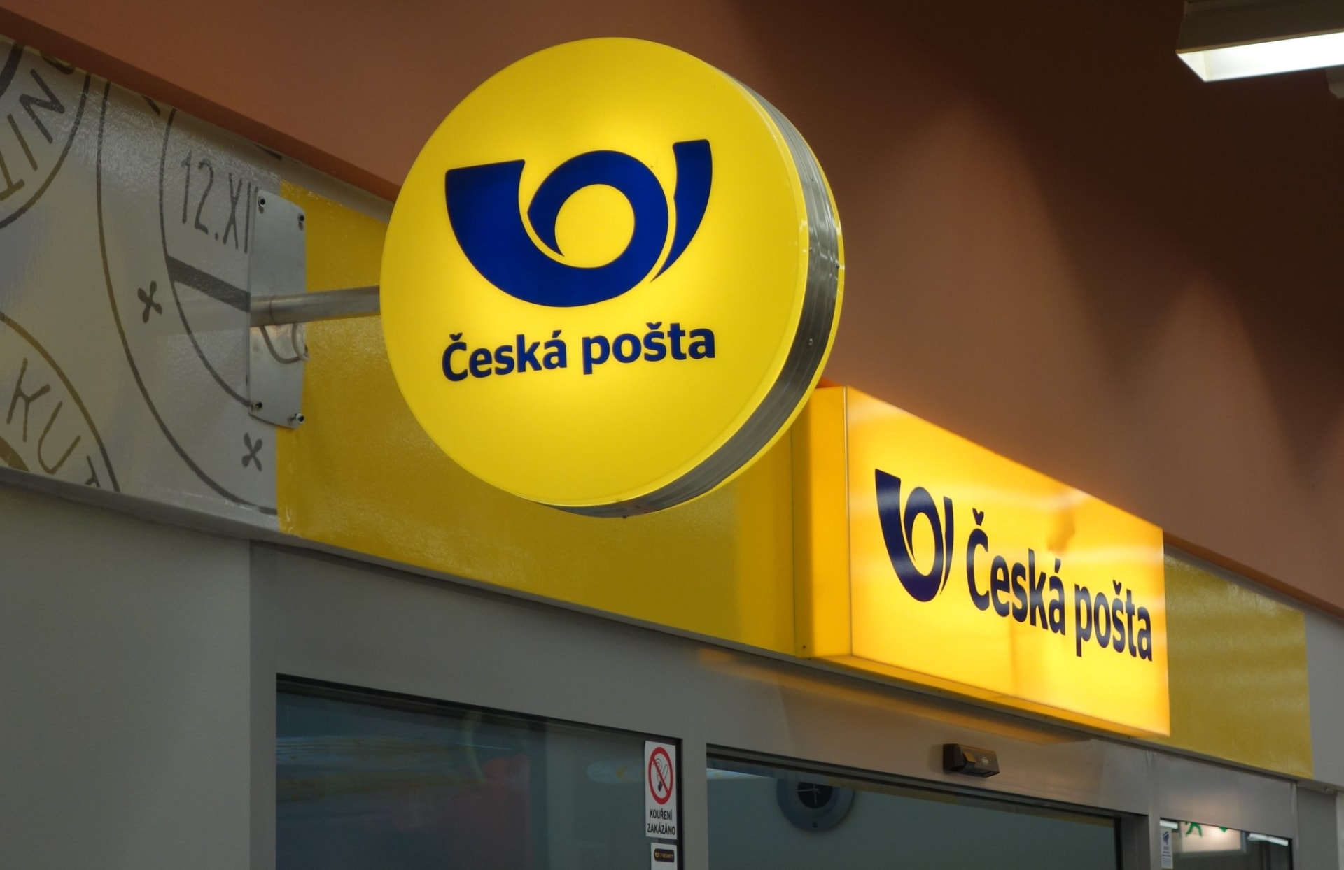 Česká pošta vykazuje v posledních letech velké ztráty.