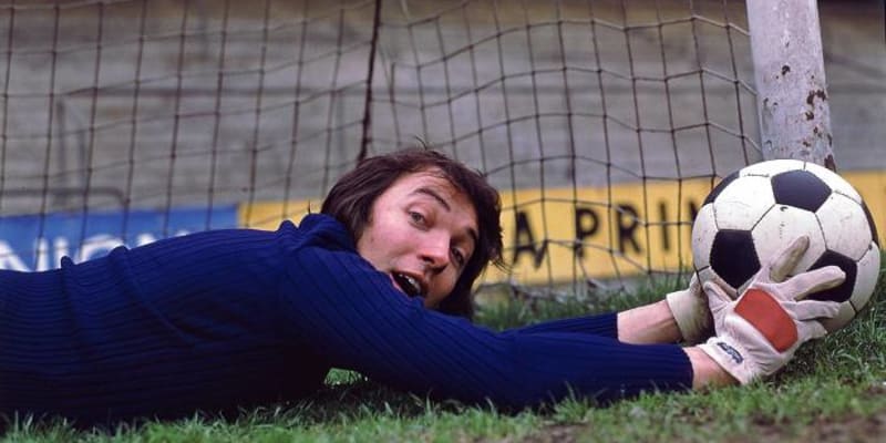 Gott jako fotbalista v roce 1972. Takhle ho zachytil Stanislav Tereba.