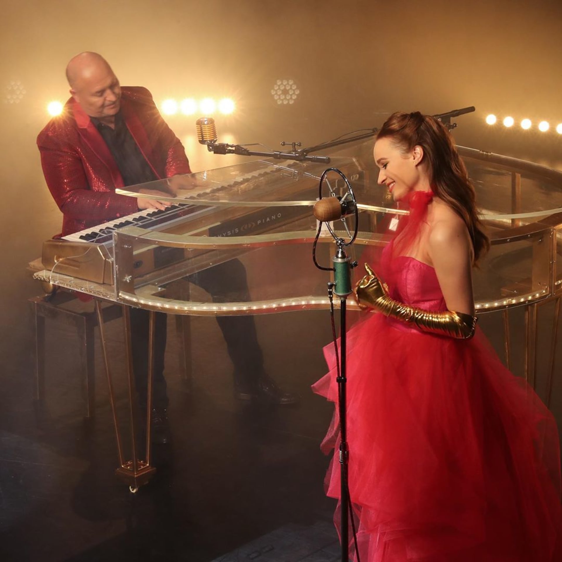 Fotografie z natáčení videoklipu Na dlani od Michala Davida a slovenské zpěvačky Kristíny. 