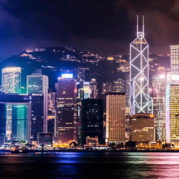 Výhled na noční Hongkong