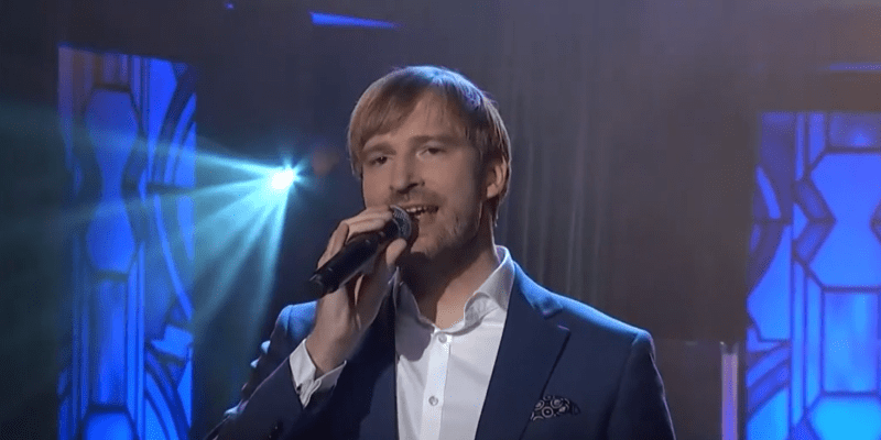 Adam Vojtěch zazpíval v pořadu Show Jana Krause.