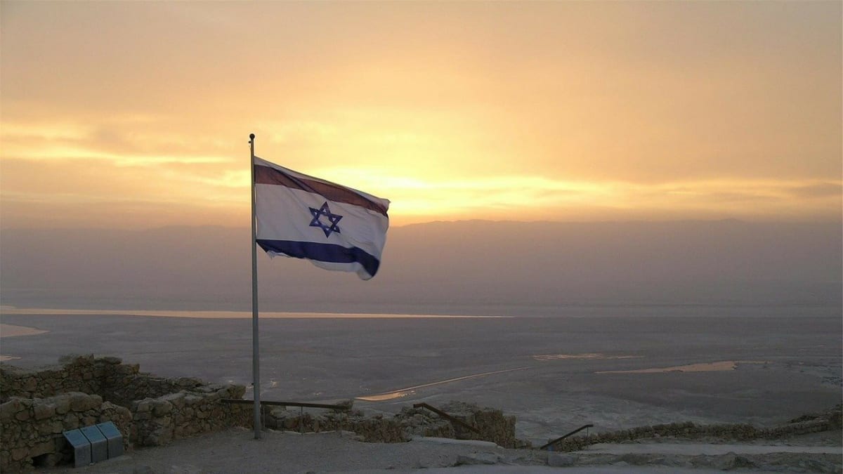 V pátek v Izraeli klesl poměr pozitivních testů k osmi procentům.