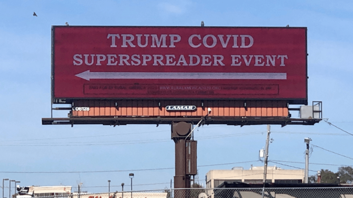 Billboard protitrumpovského odboje.
