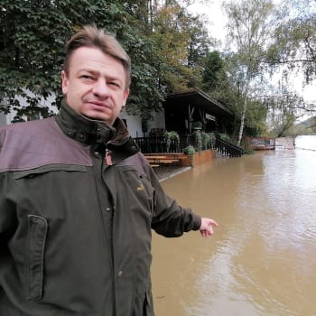 Reportáž záplavy Opava, hospodský