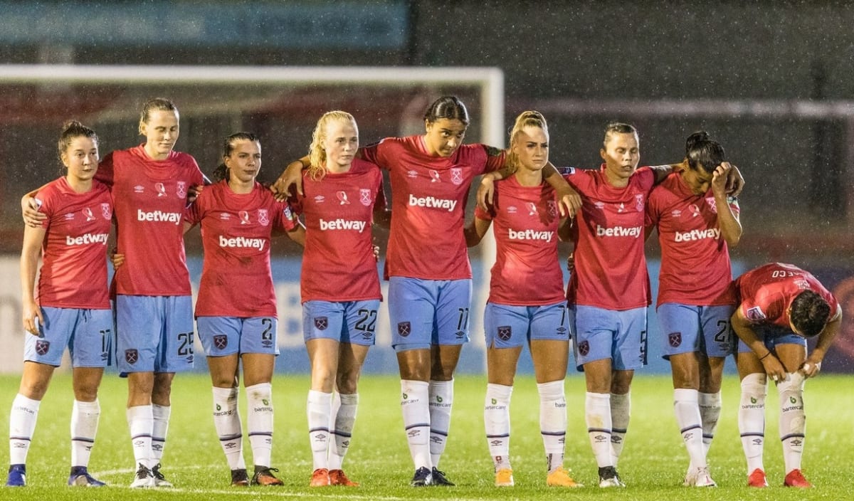 Za ženský tým West Hamu si devítiletá Sumayya Patelová v simulaci Fifa zahrát nemohla. A tak si v dopise postěžovala společnosti EA Sports.