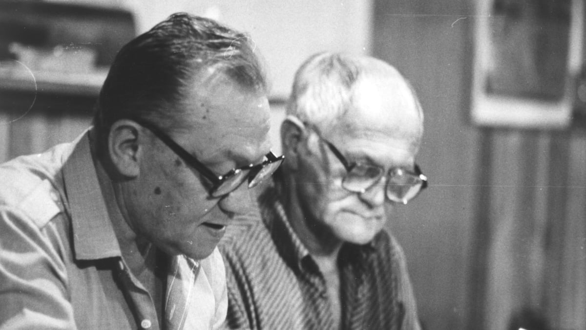 Rudolf Hrušínský se spisovatelem Bohumilem Hrabalem v roce 1986.