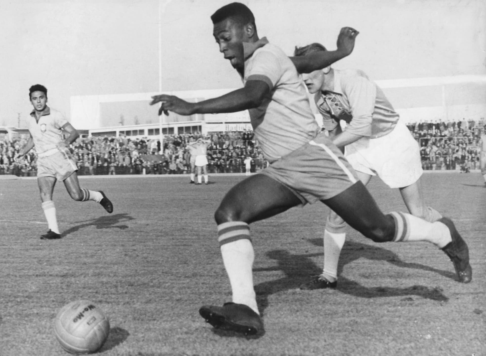 Legendární Pelé v akci.