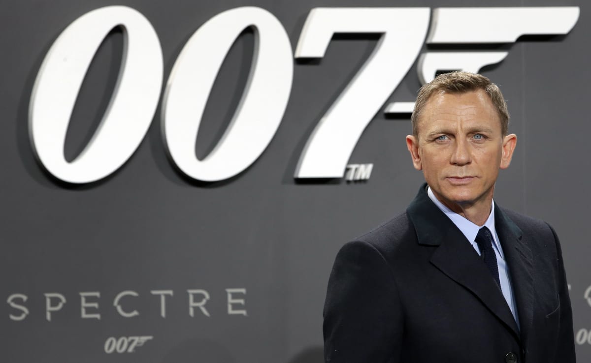Herec Daniel Craig při premiéře zatím posledního filmu o Jamesi Bondovi Spectre v říjnu 2015