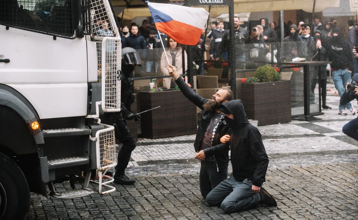 Momentka z demonstrace na Staroměstském náměstí 14. října