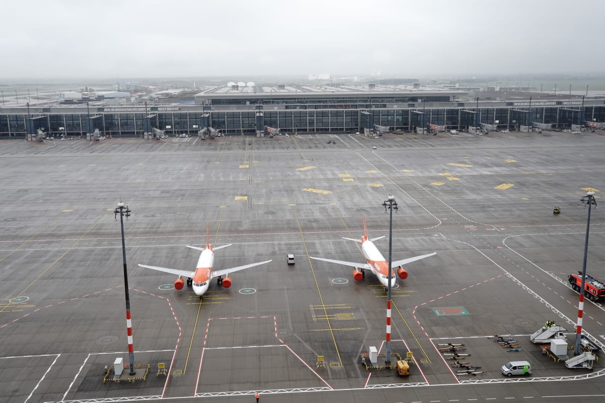 Nový letecký uzel jako první přijal dva stroje společností Lufthansa a easyJet