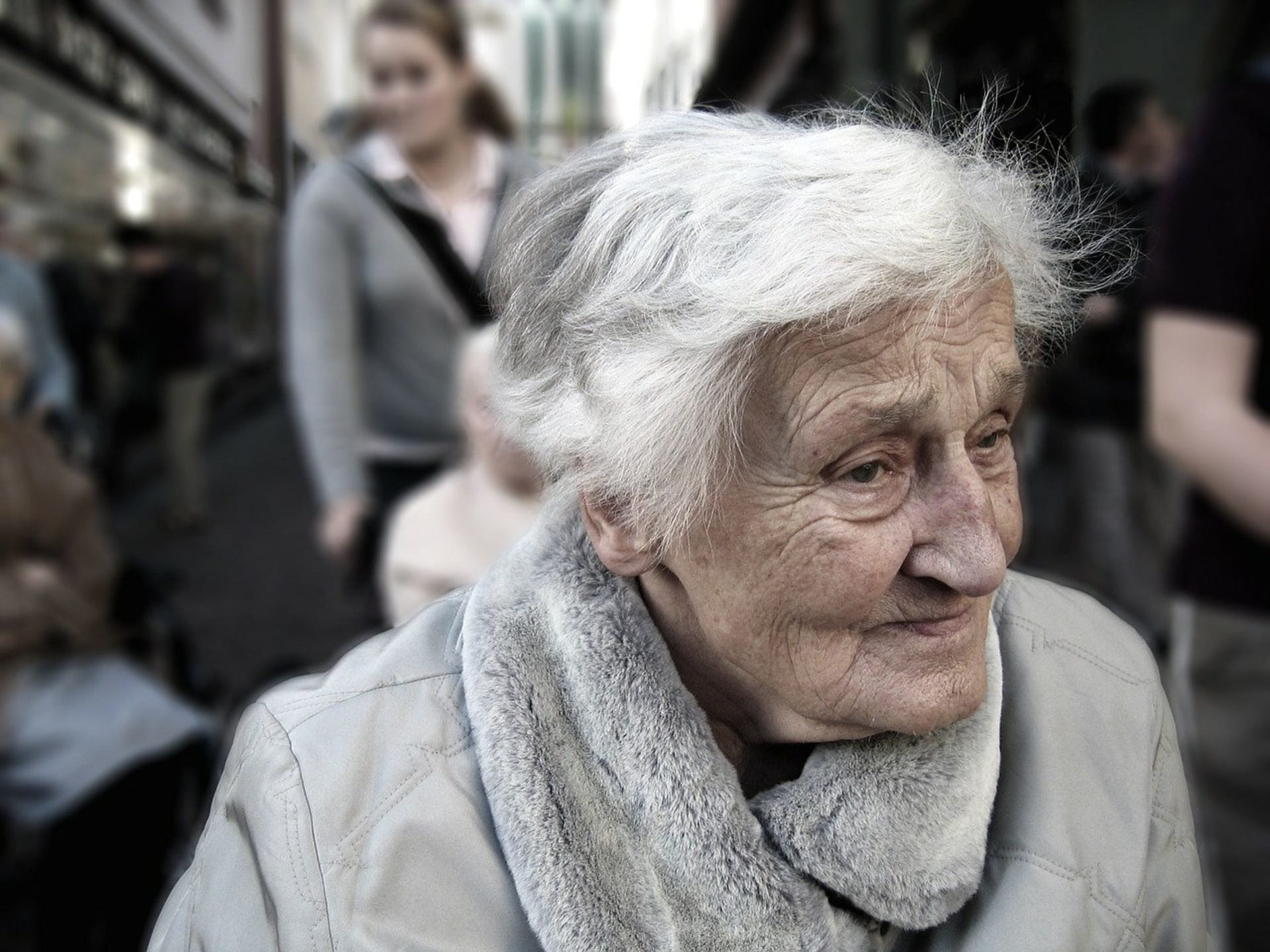 Všichni důchodci v Česku by si od ledna měli polepšit minimálně o 650 korun. (Ilustrační foto)
