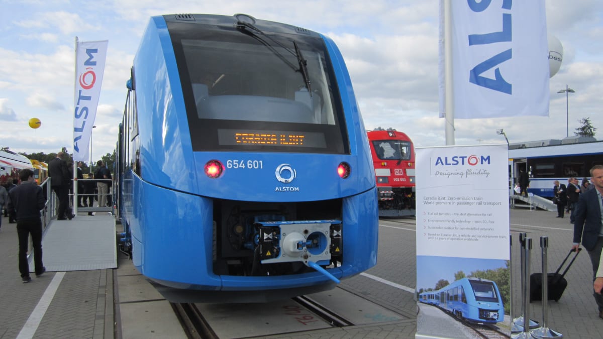 Vlaky Alstom iLint jsou vodíkovou variantou konvenčního typu. Jezdí v Německu.