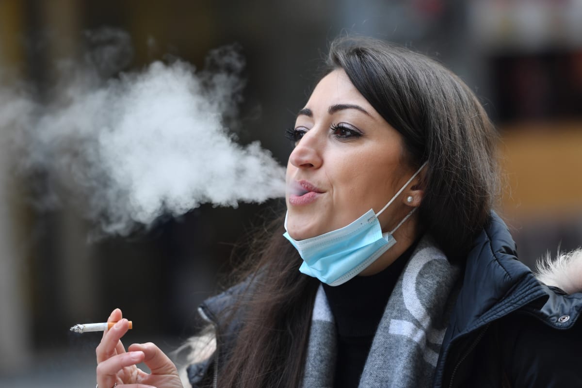 Ministerstvo financí navrhuje zdražení krabičky cigaret o čtyři koruny od ledna 2021, 2022 a 2023.