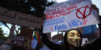 Demonstrace v Peru proti nové vládě má nejméně dvě oběti. Desítky lidí jsou zraněny