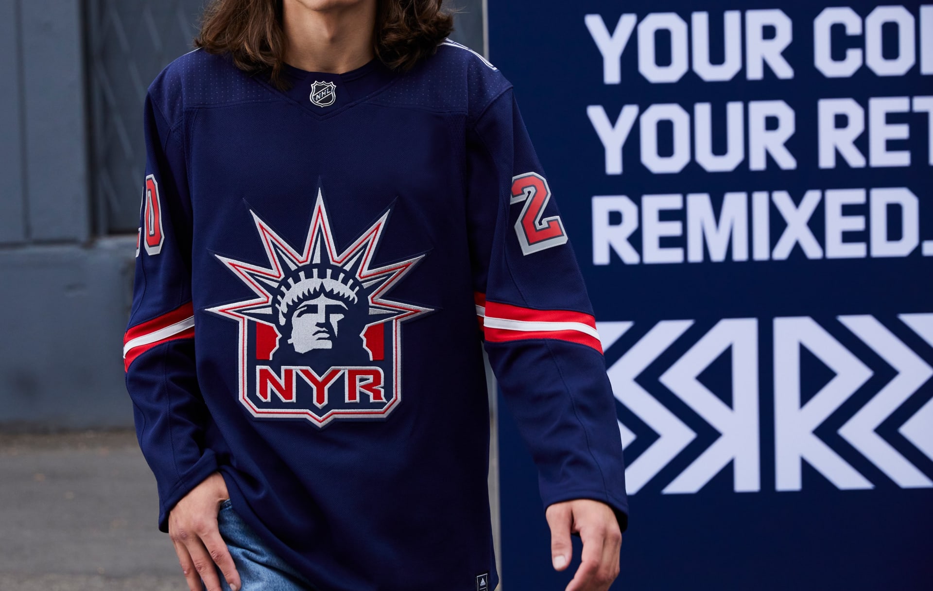 NEW YORK RANGERS | Před 24 lety se poprvé na dresech newyorských Rangers objevila Socha svobody, postupem času z nich zmizela. V následující sezoně se ikonická stavba vrací na scénu.