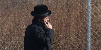 Antisemitský útok ve Vídni. Žena napadla rabína nožem, kolemjdoucí mu nepomohli