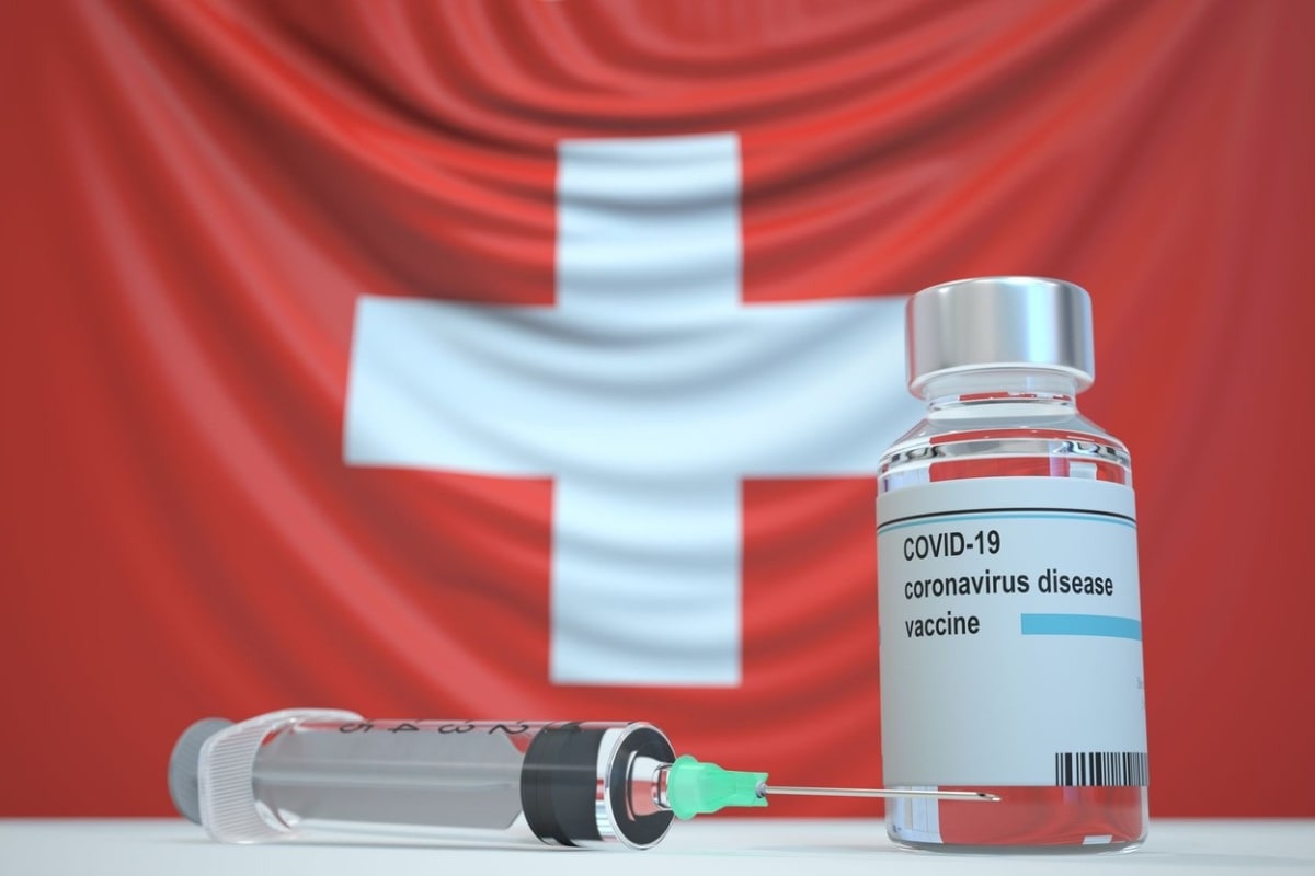 Švýcarsko chce očkovat populaci obezřetně.