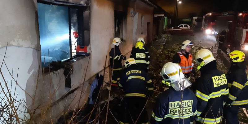 Při požáru domu na Znojemsku zemřel senior