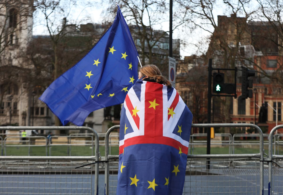 Více než 60 procent Britů hodnotí vystoupení z Evropské unie s odstupem negativně nebo hůře, než očekávali.