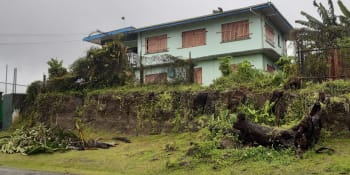 Cyklon Yasa na Fidži zabil dva lidi, škody jdou do stovek milionů dolarů