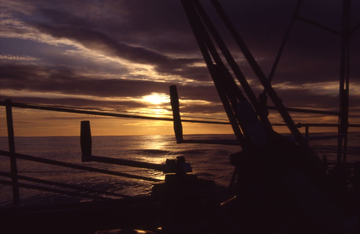 Západ slunce, jak ho ve své mořské říši vyfotil Richard Konkolski.