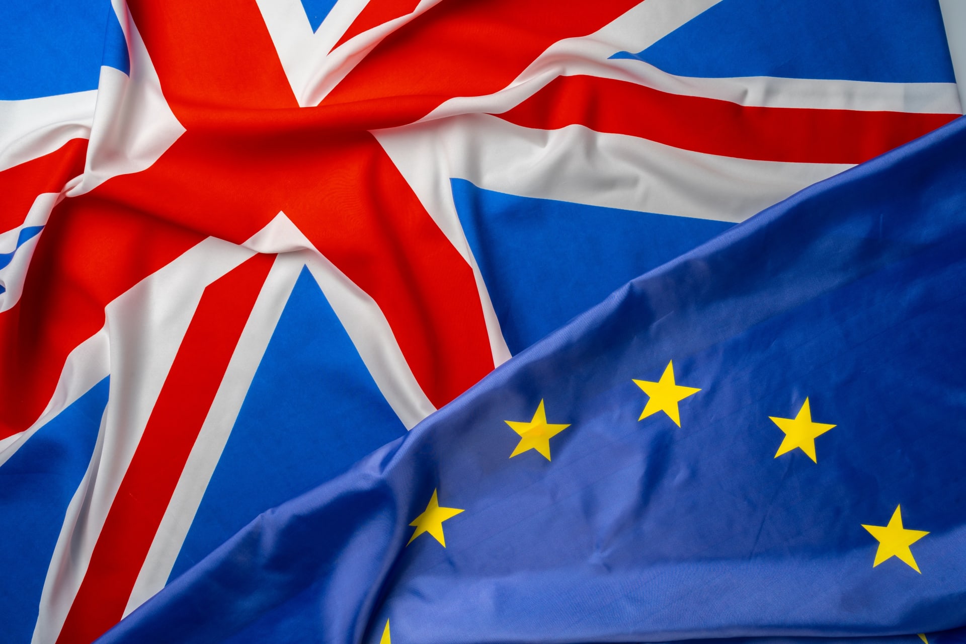 Členské země jednomyslně podpořily dohodu Evropské unie s Británií.