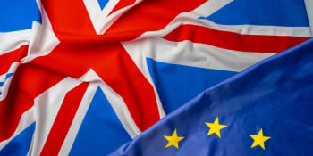 Členské země jednomyslně podpořily dohodu EU s Británií. Platit má od ledna