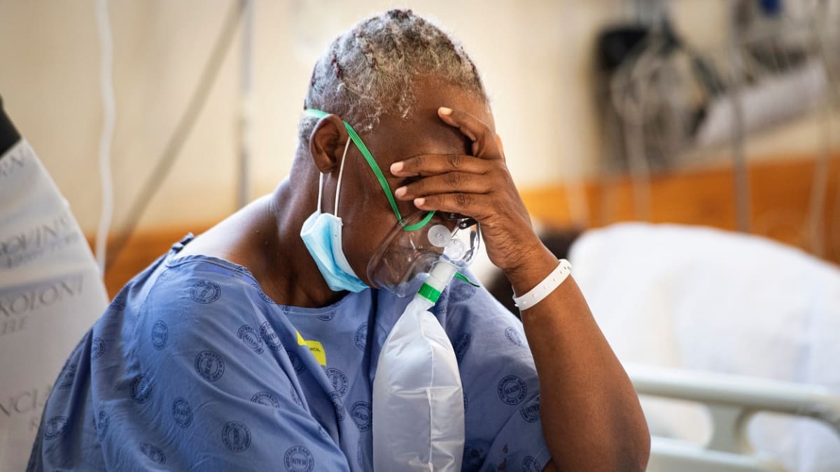 Pacient s covidem-19 v Jihoafrické republice. Snímek je z 29. prosince 2020.