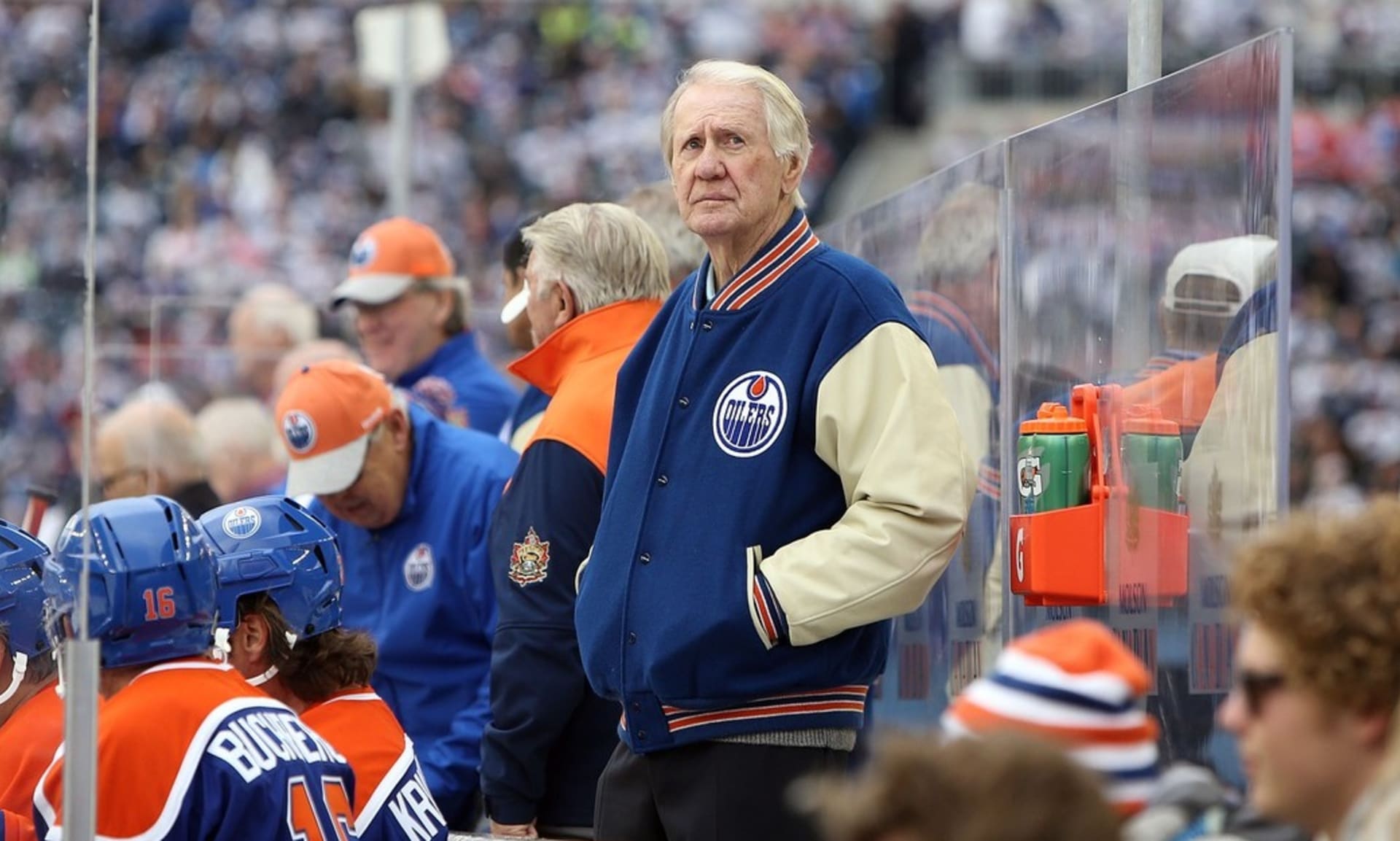 John Muckler patří neodmyslitelně k nejlepším časům hokejového Edmontonu. Hokejový trenér zemřel ve věku 86 let.