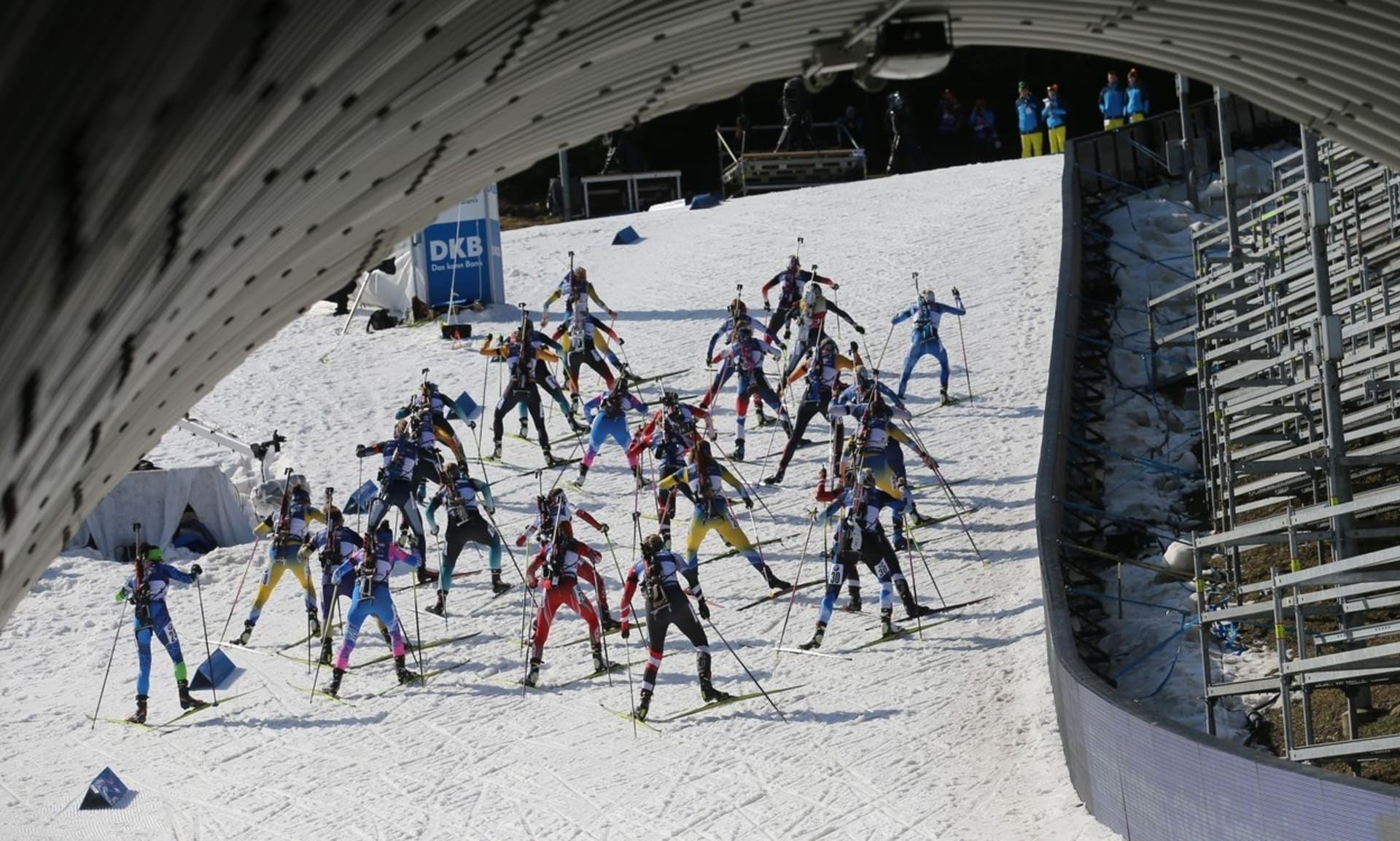 Hned 37 ruských biatlonistů se odhlásilo ze závodů poté, co zjistili, že na ně budou dohlížet dopingoví komisaři. (Ilustrační foto)