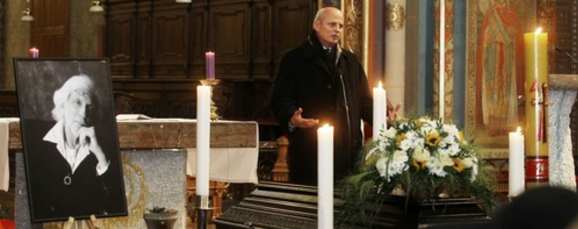 Michal Horáček měl na pohřbu Petra Hapky dojemný proslov.